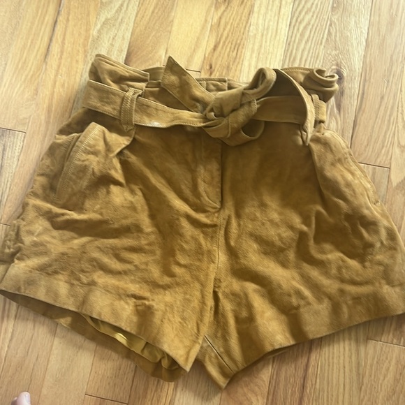 Sezane Women Pleated Belted Zoé Shorts in Honey - Picture 8 of 8